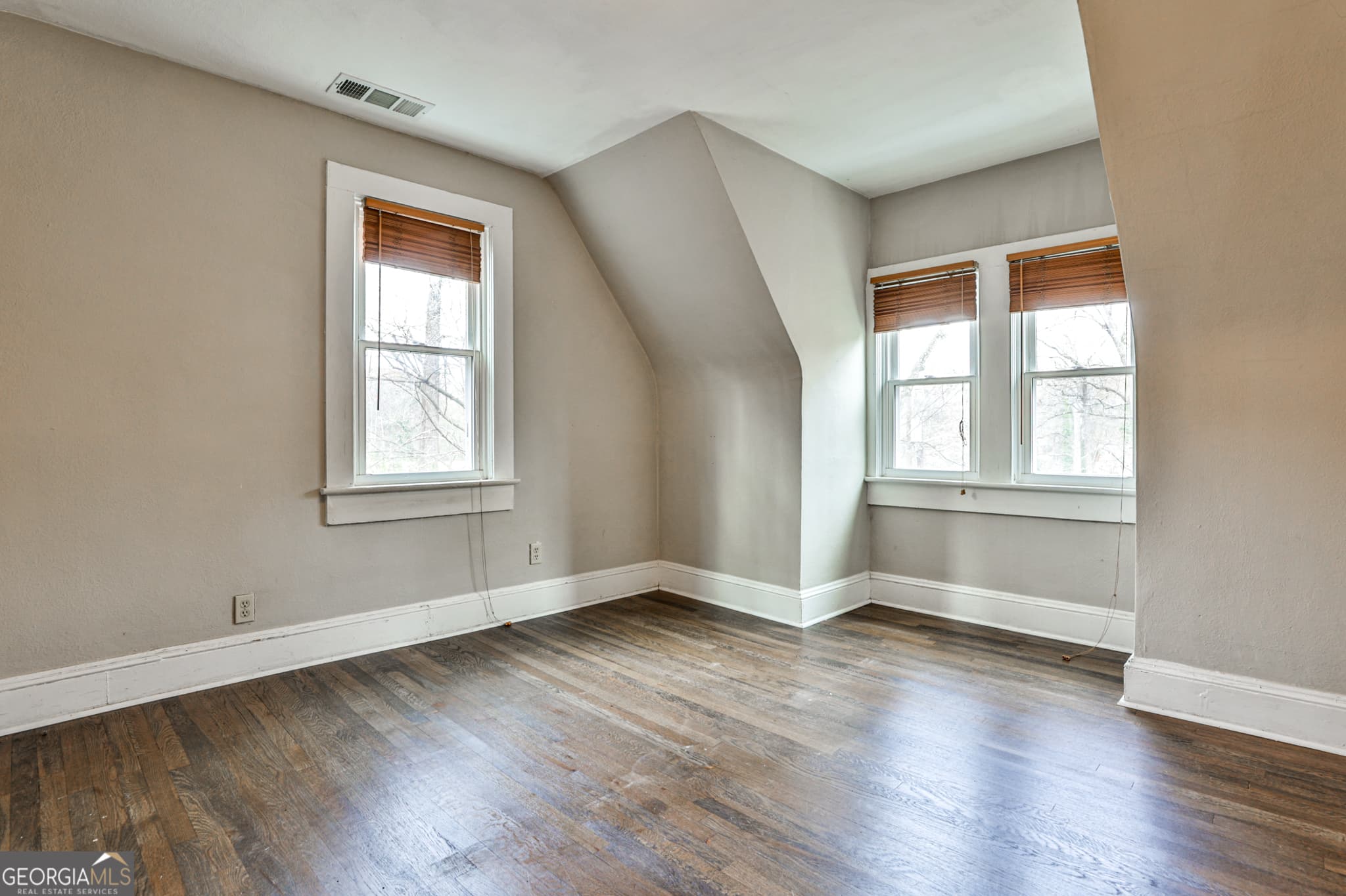 3537 W Hill St — photo 17