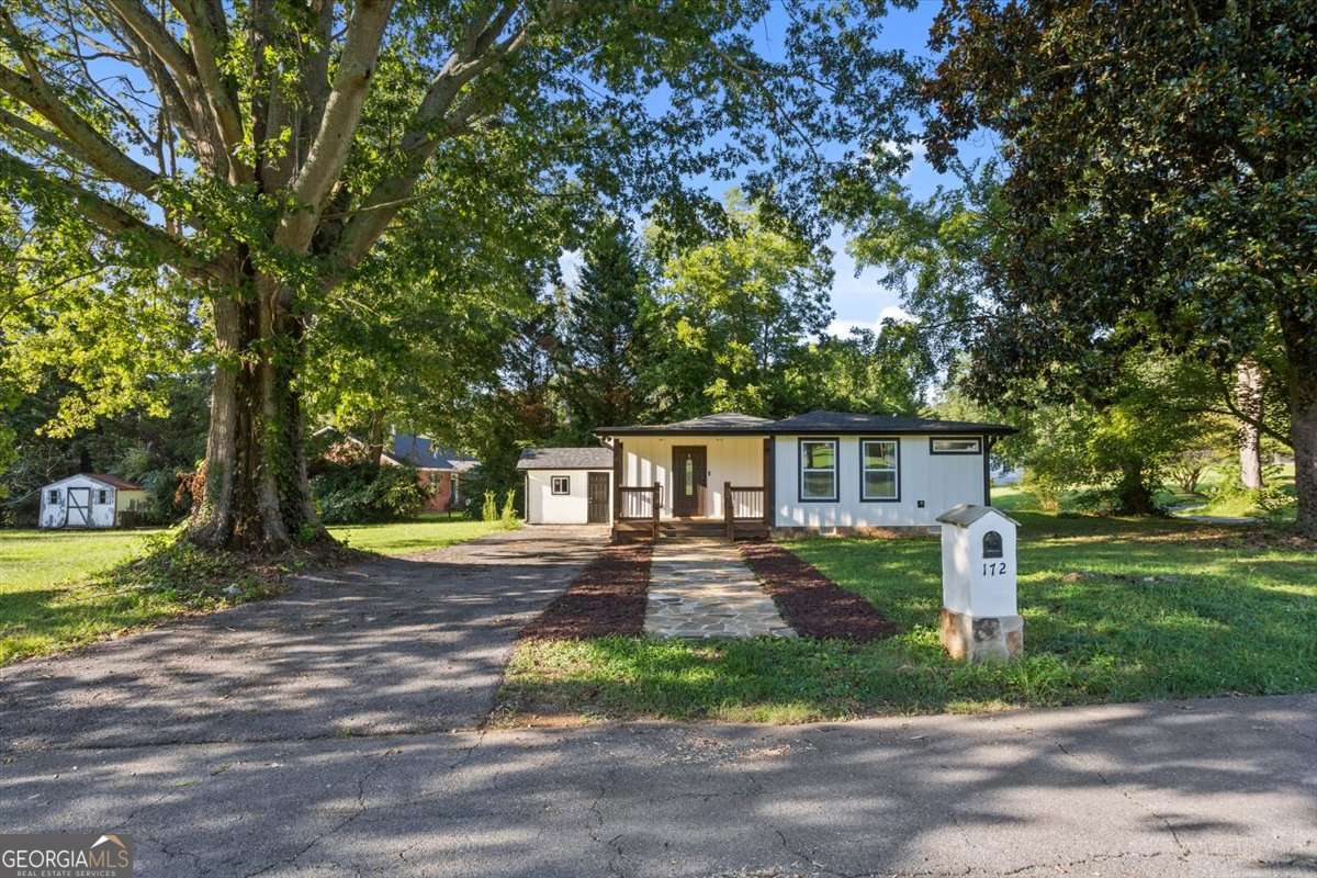 172 Jasper St — photo 1