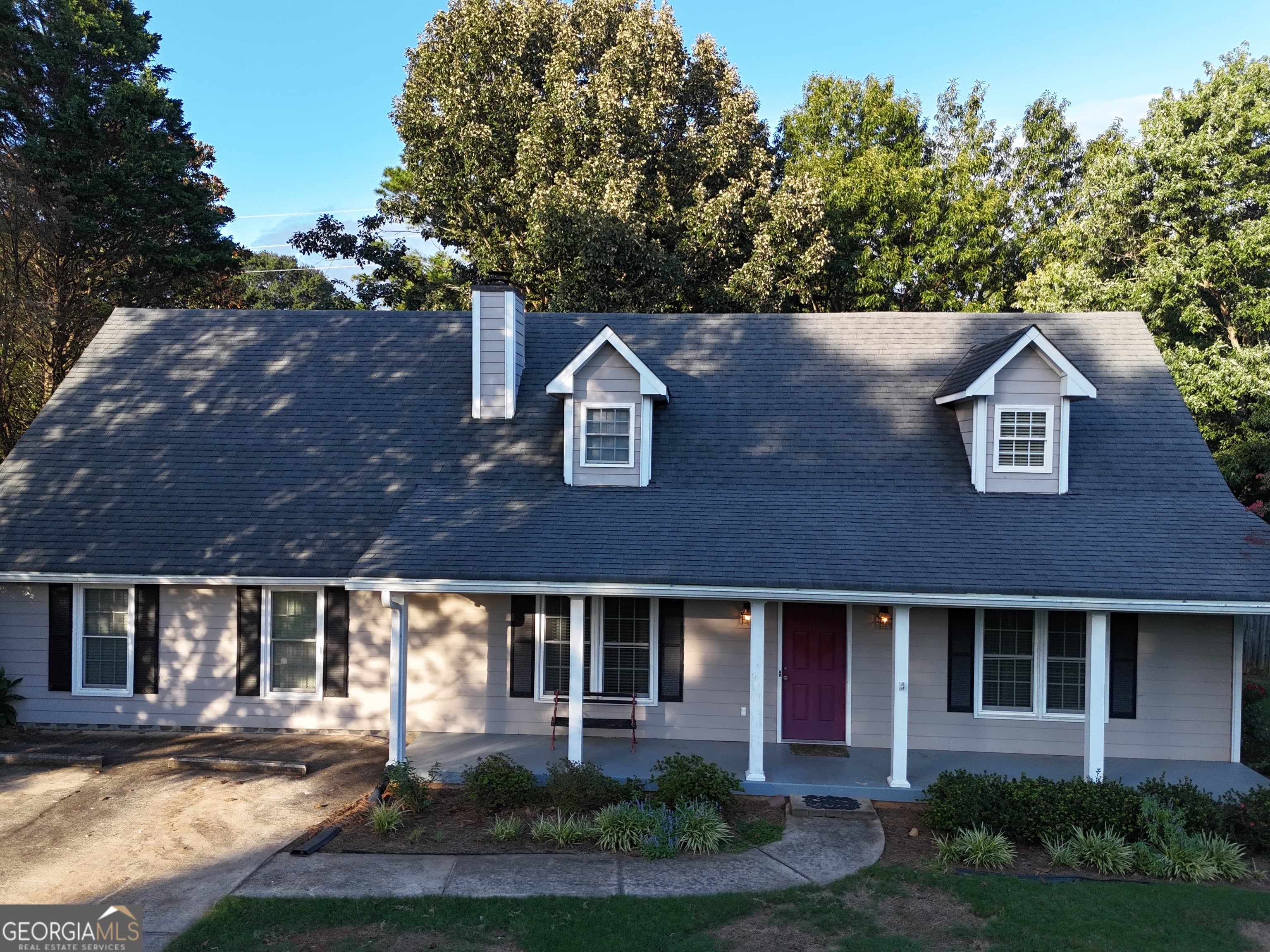 1320 Katie Ln — photo 1