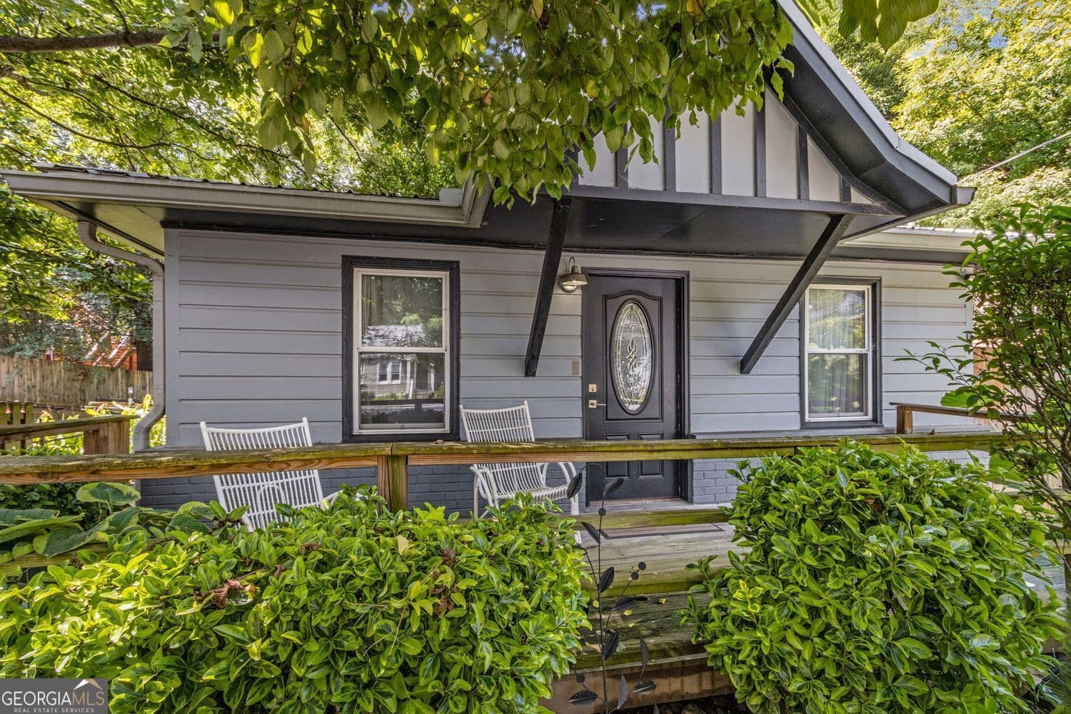 16 Bates Ne Ave — photo 1