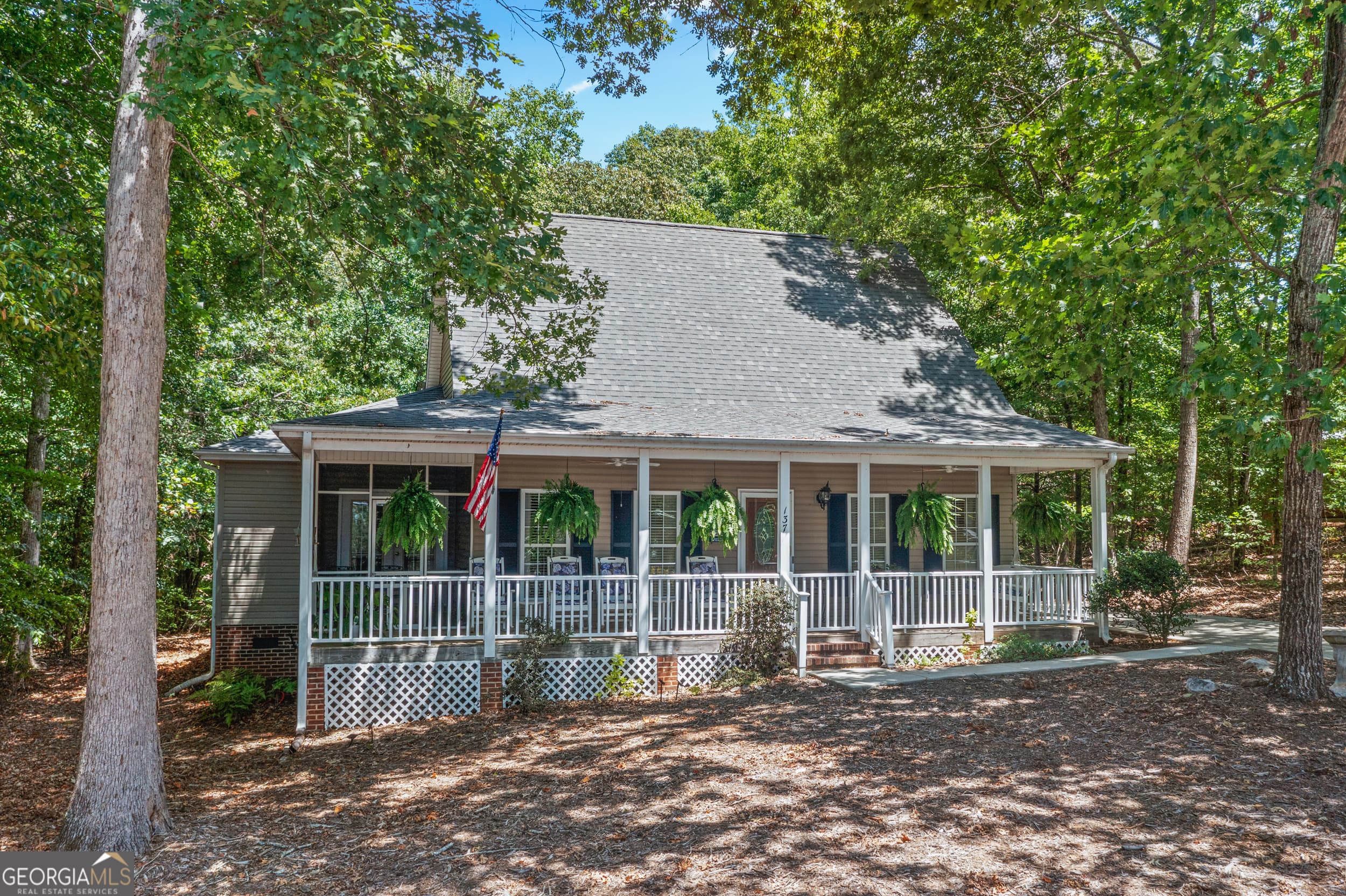 137 Indian Hills Dr — photo 1