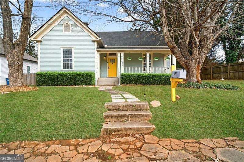 1033 White Oak Sw Ave — photo 1