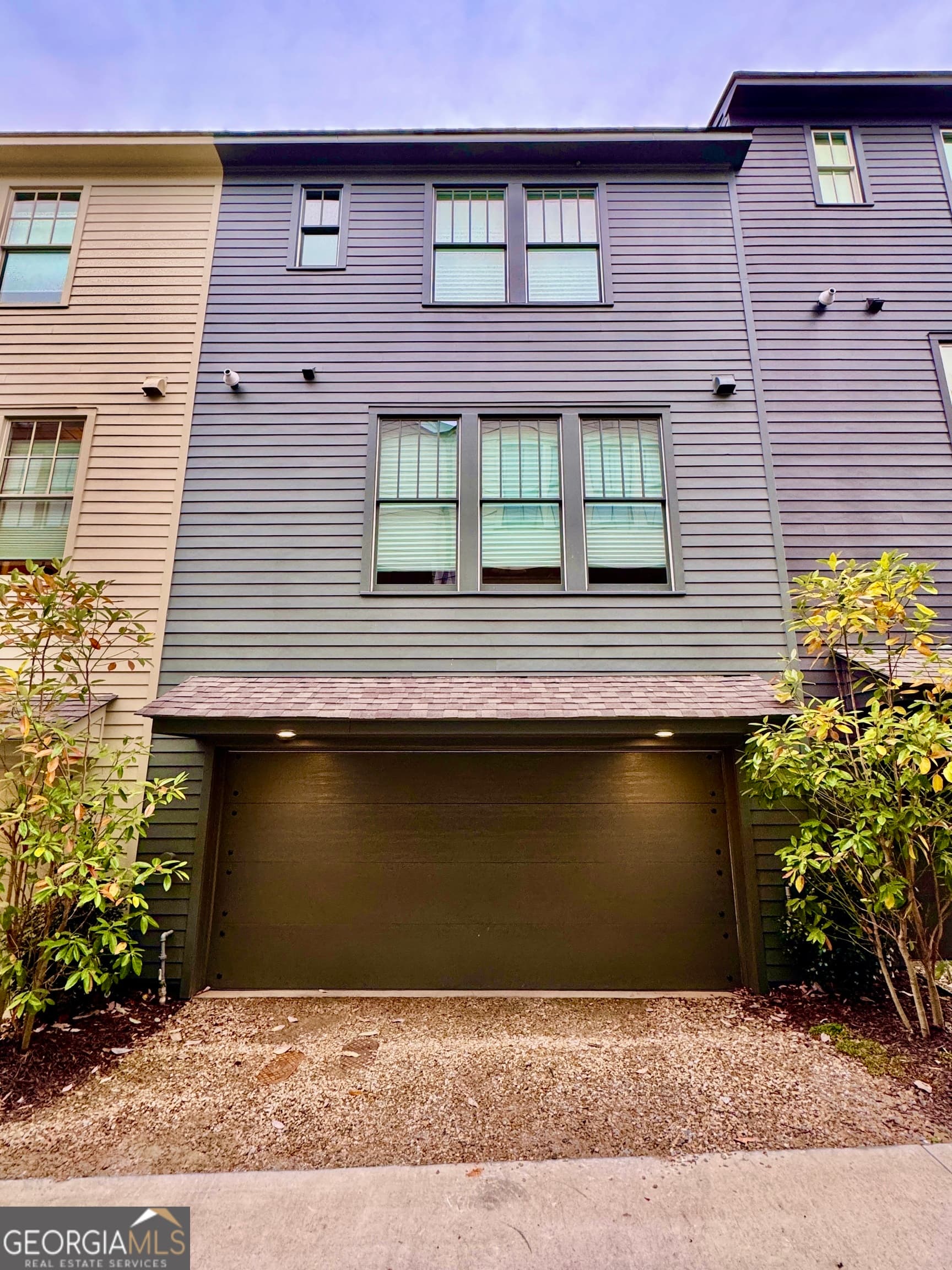 676 Hank Aaron Dr — photo 2