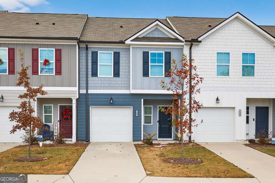 228 Buckingham Ln — photo 1