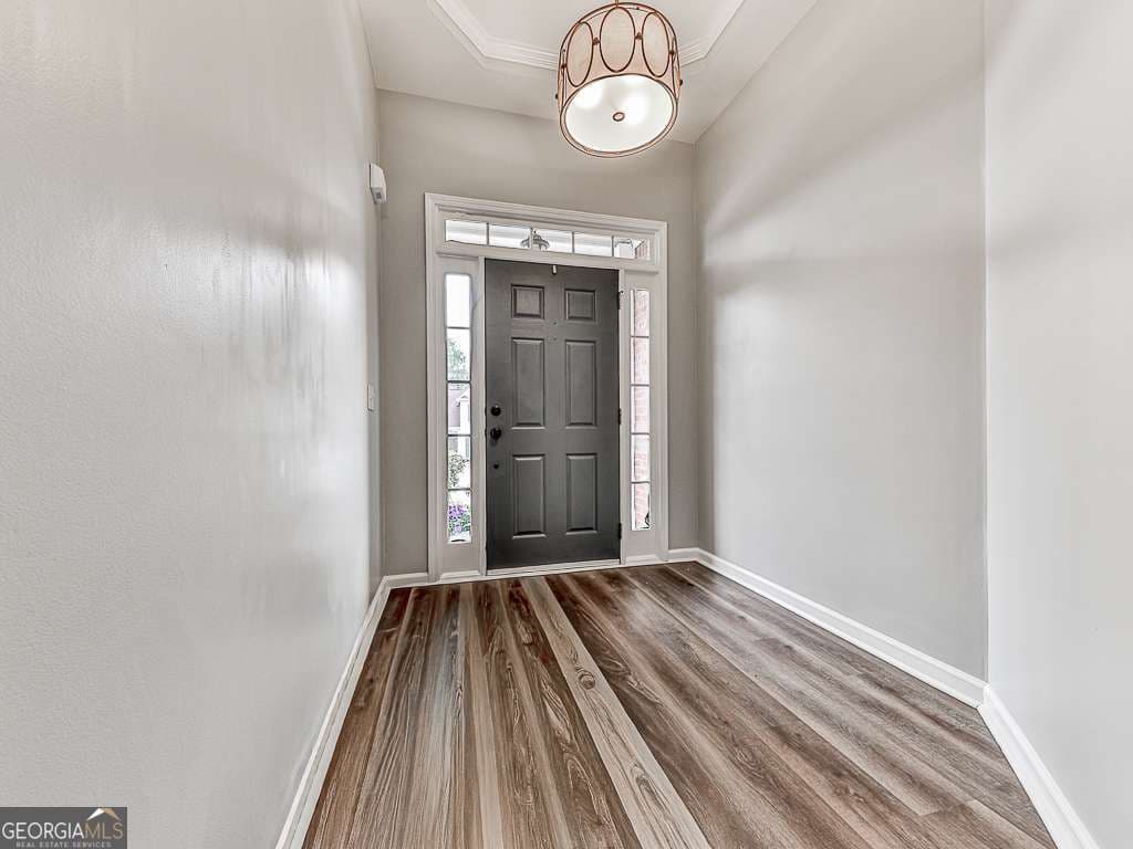 102 Springshade Ln — photo 2