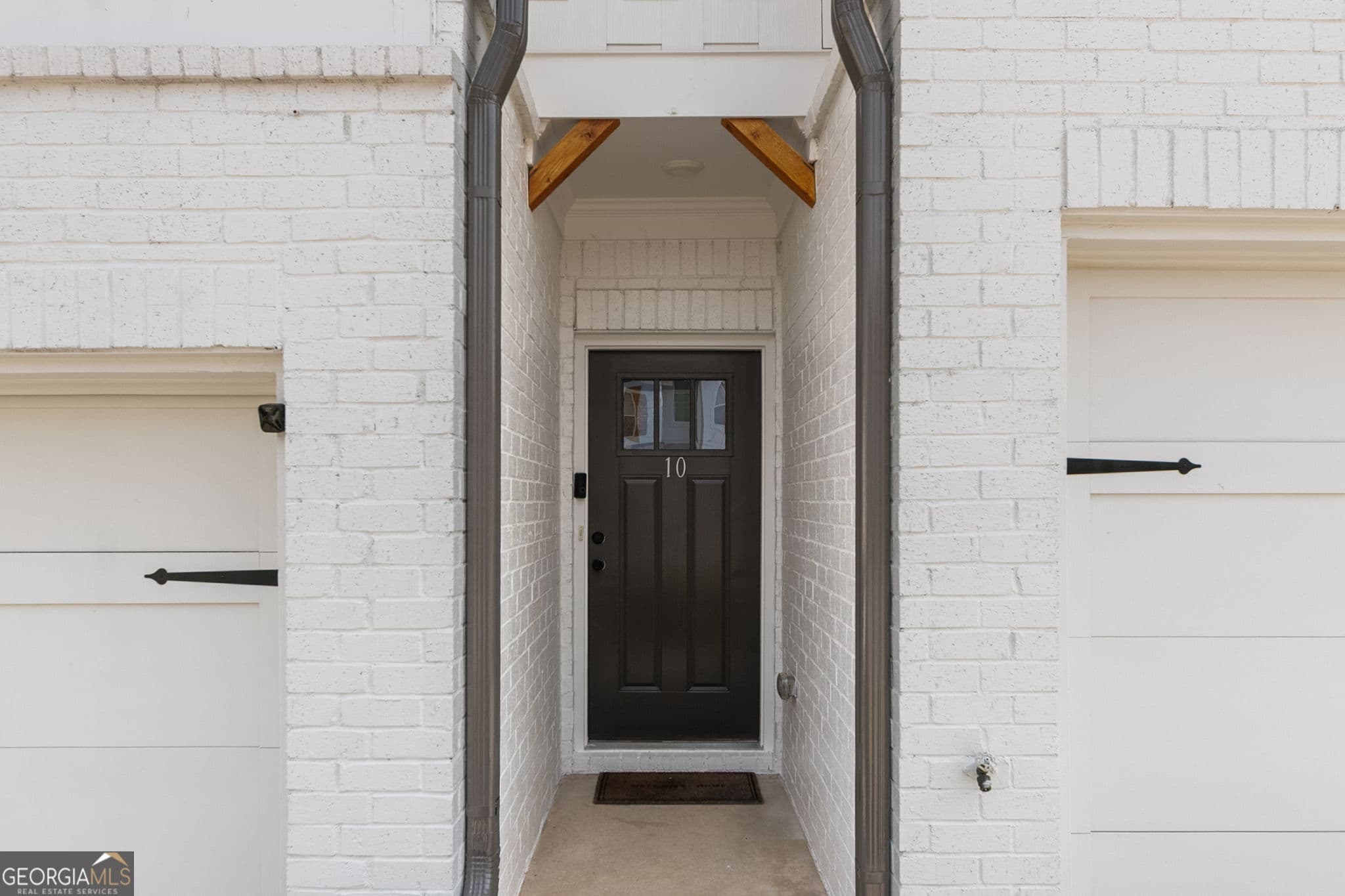 10 Cannondale Dr — photo 2