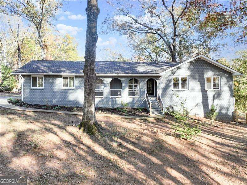 228 Shady Ln — photo 1