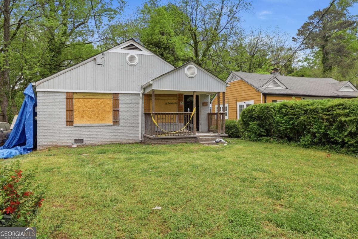 130 Stratford Nw Dr — photo 1