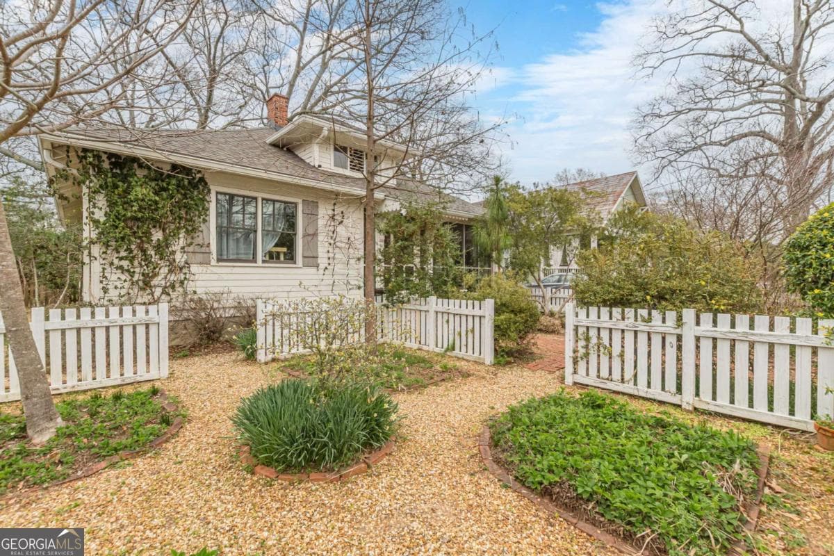 1773 Dorsey Ave — photo 2