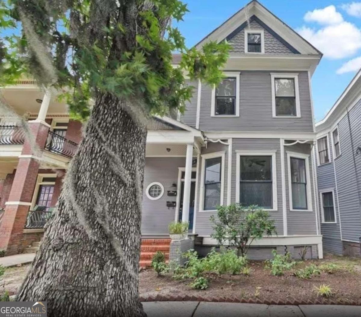 2114 Lincoln St — photo 2