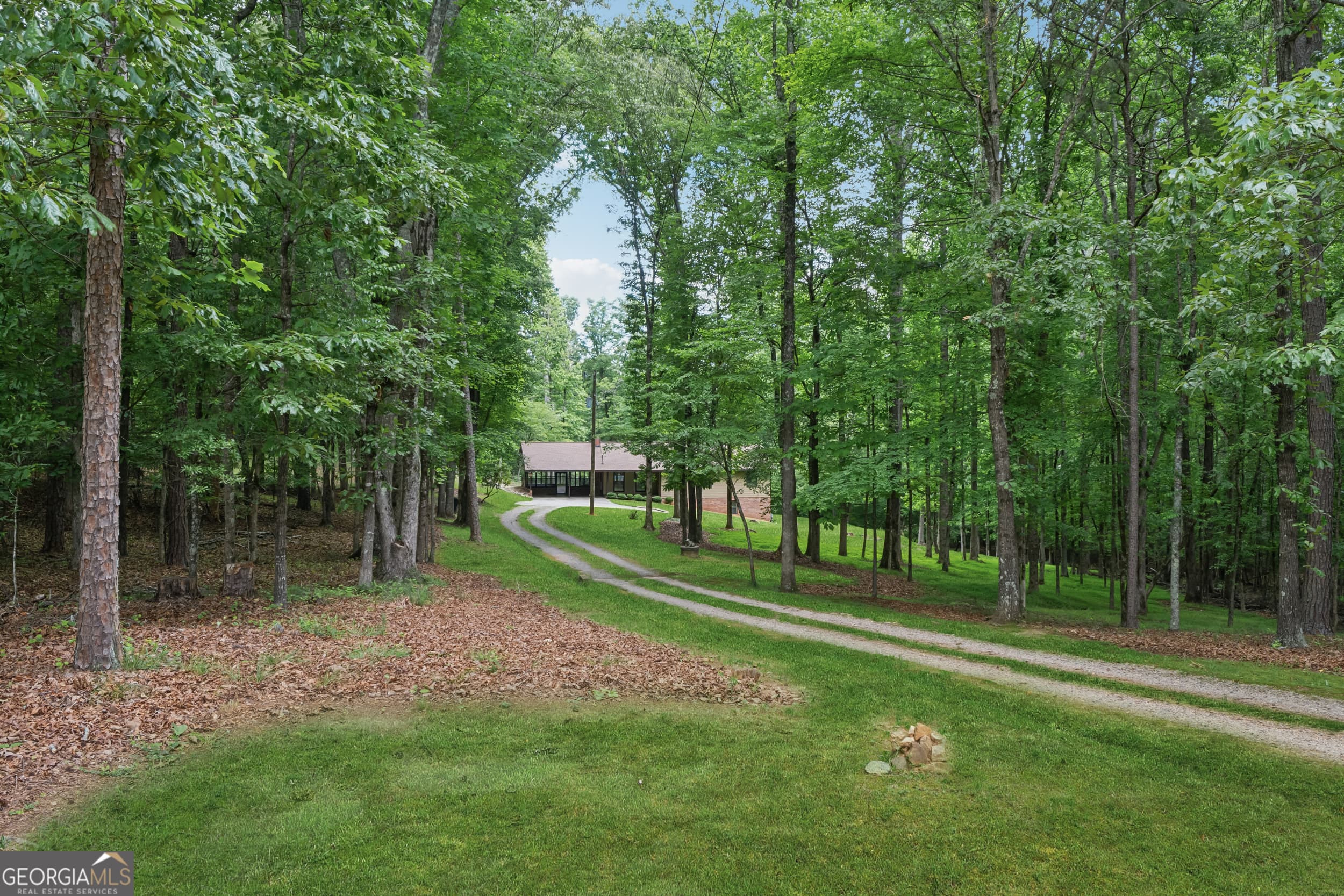 2270 Dinsmore Rd — photo 1