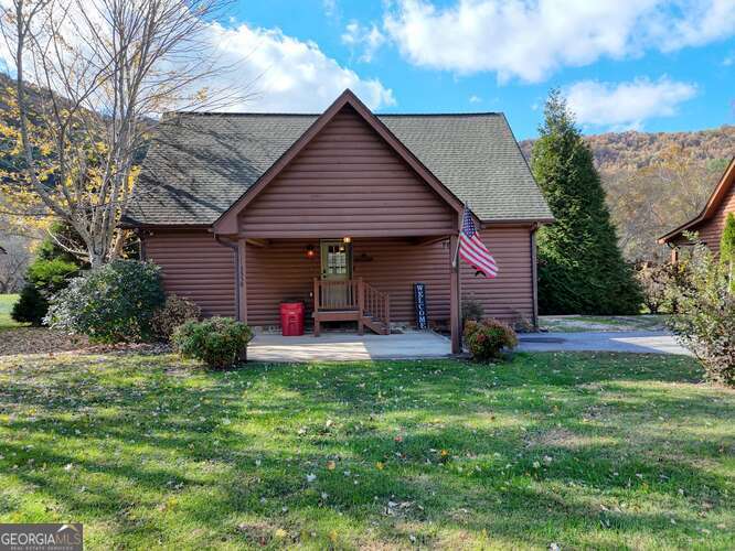 3558 Riverfront Ln — photo 2