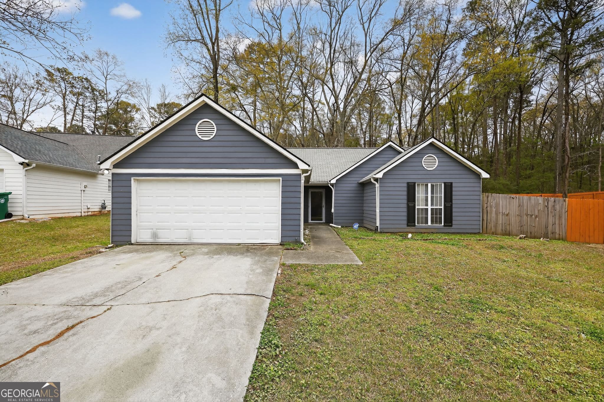 7295 Drake Ave — photo 1