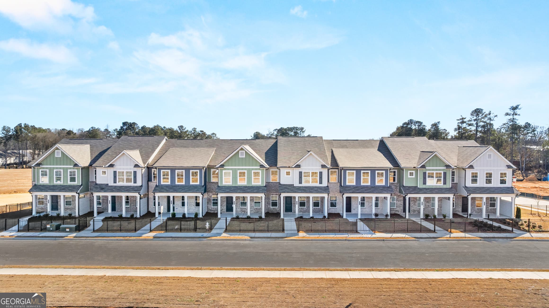 3425 Palmer Dr 35 — photo 1