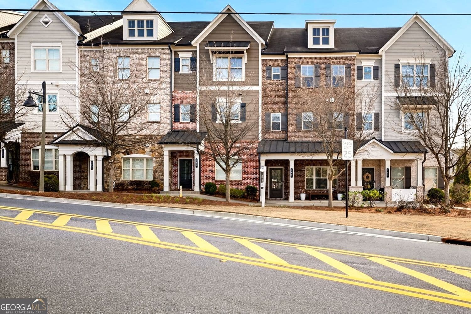 103 Periwinkle Ln — photo 1