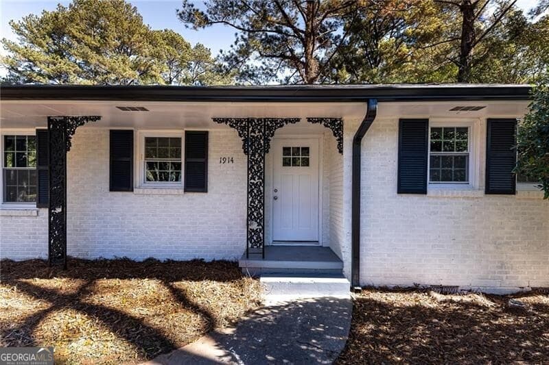 1914 Derrill Dr — photo 2