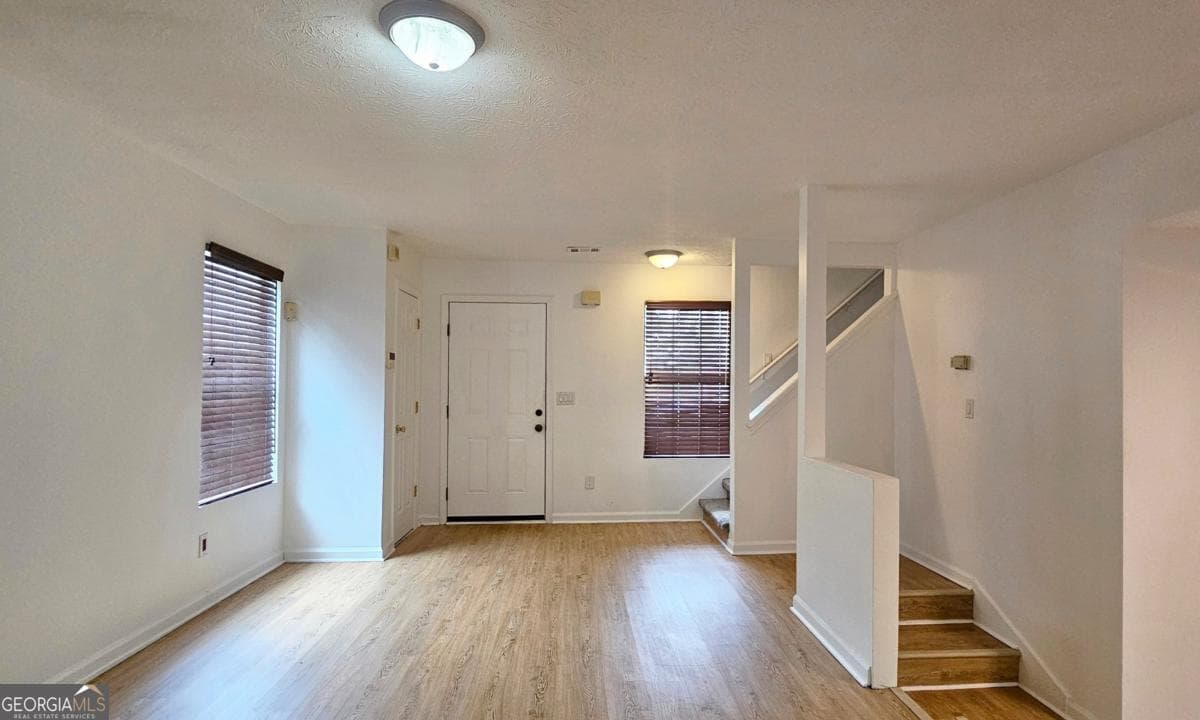 5851 Giles Rd — photo 2