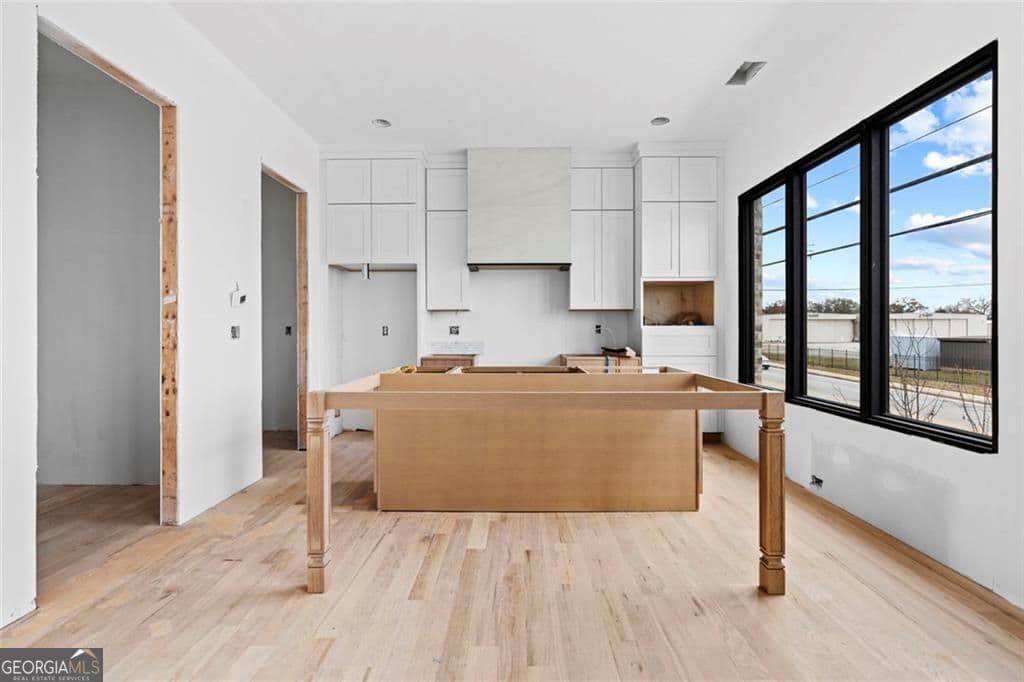 3960 Clairmont Rd — photo 2