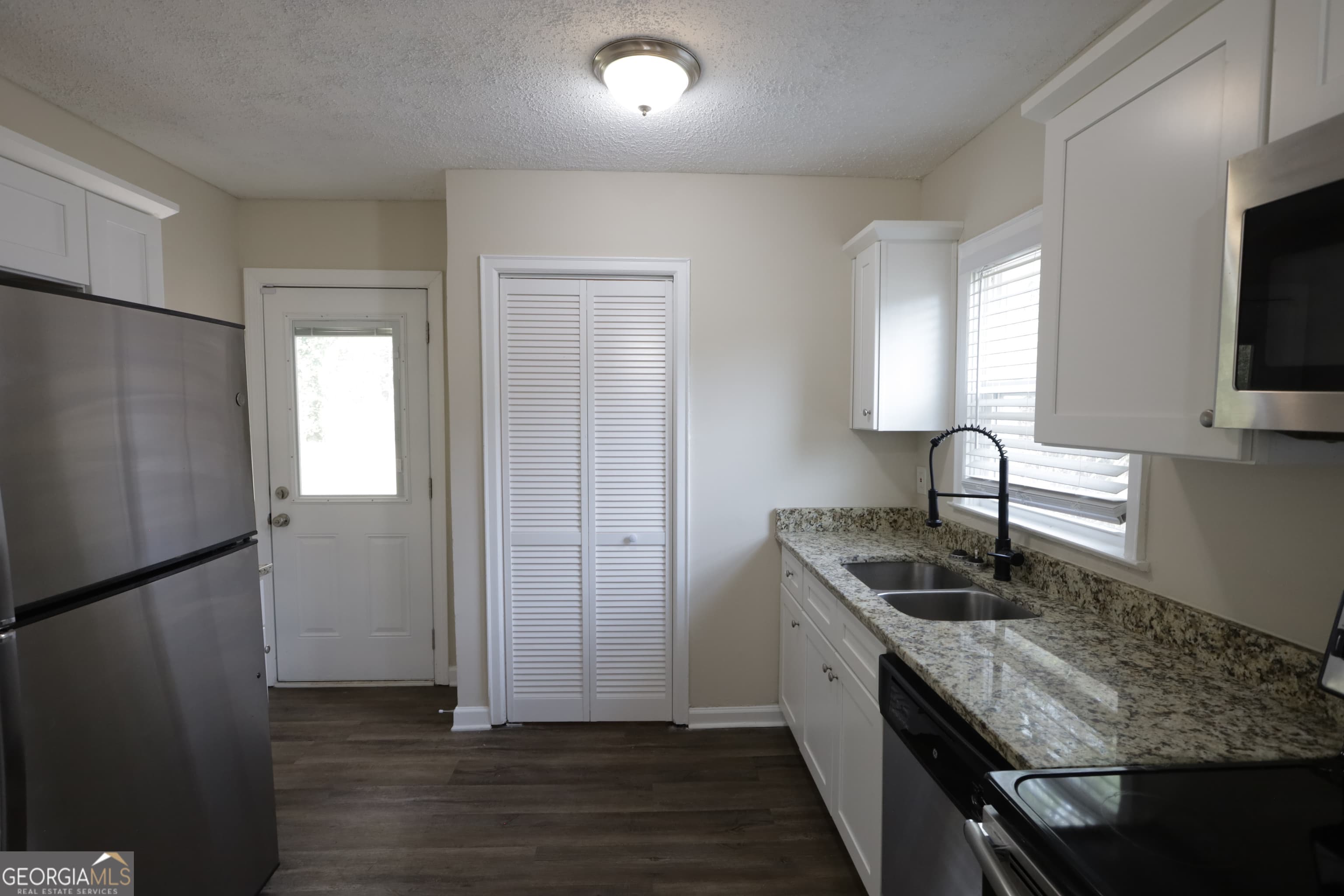 4242 Timber Valley Ct — photo 2