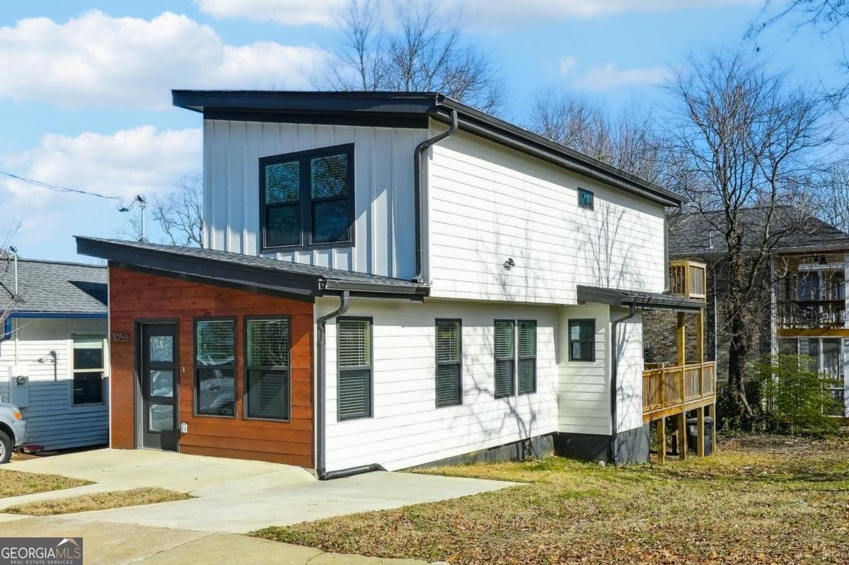 1058 West Sw Ave — photo 2