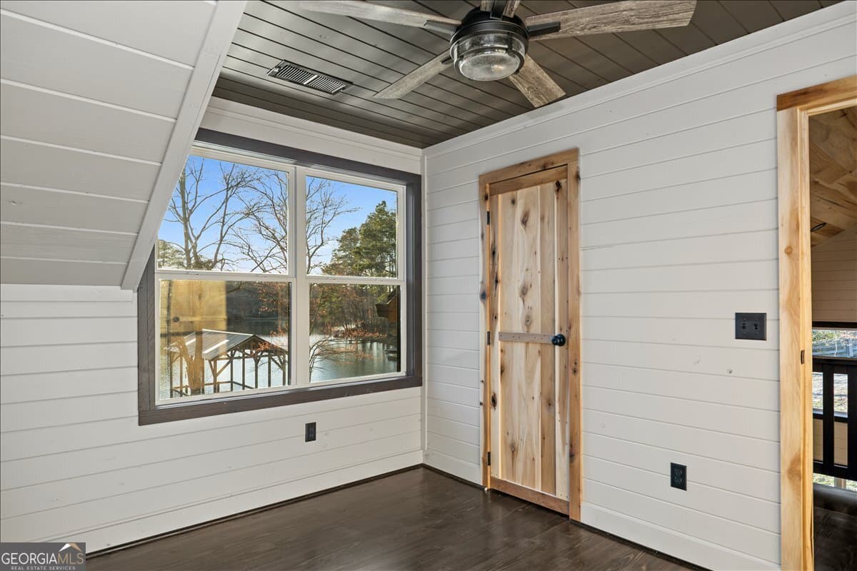 579 Twin Mountain Lake Circle — photo 45