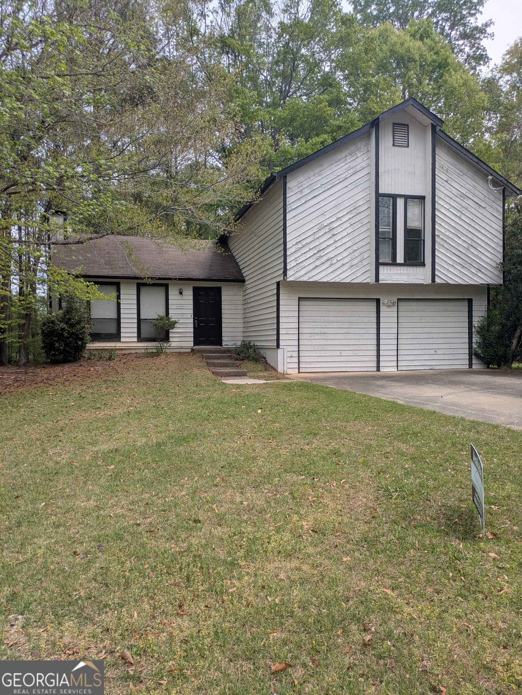 537 Fire Fly Dr — photo 1