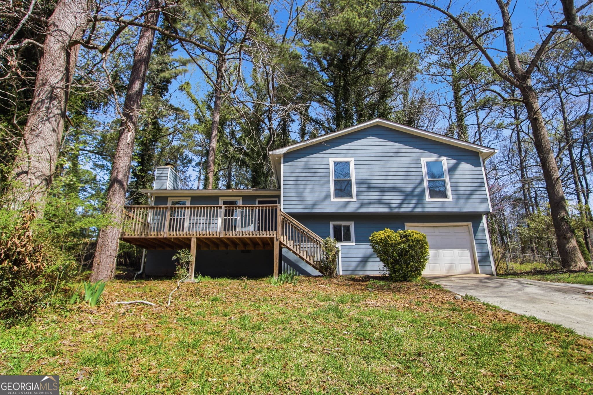 3292 Mixon Way — photo 2