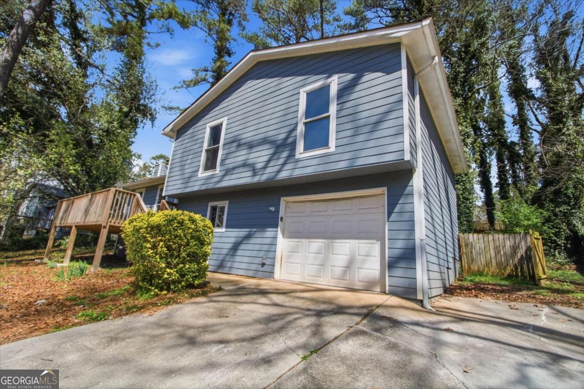 3292 Mixon Way — photo 1