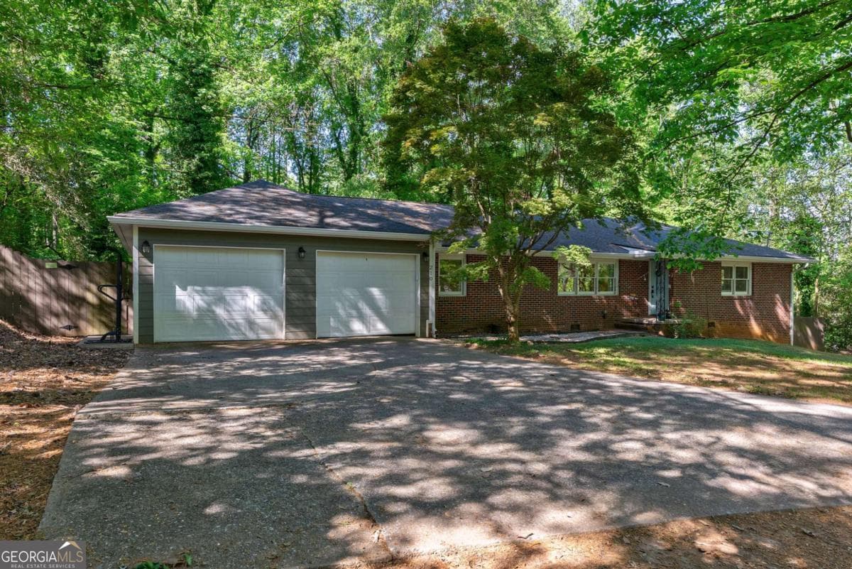 210 Elder Rd — photo 2