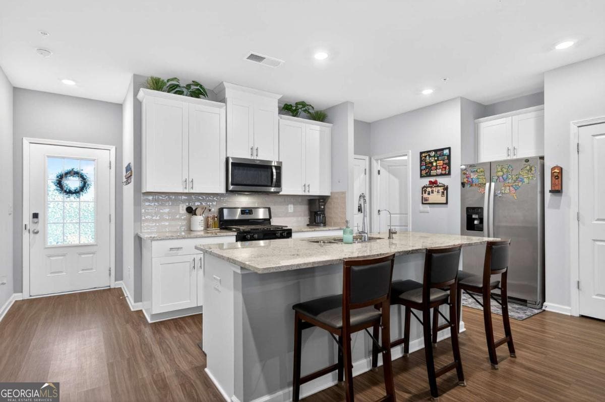 1318 Vayda Ct — photo 2