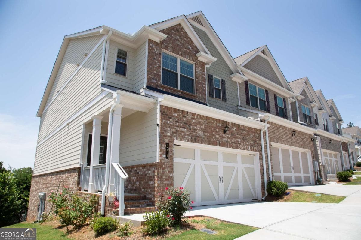 339 Cherryhill Ln — photo 1