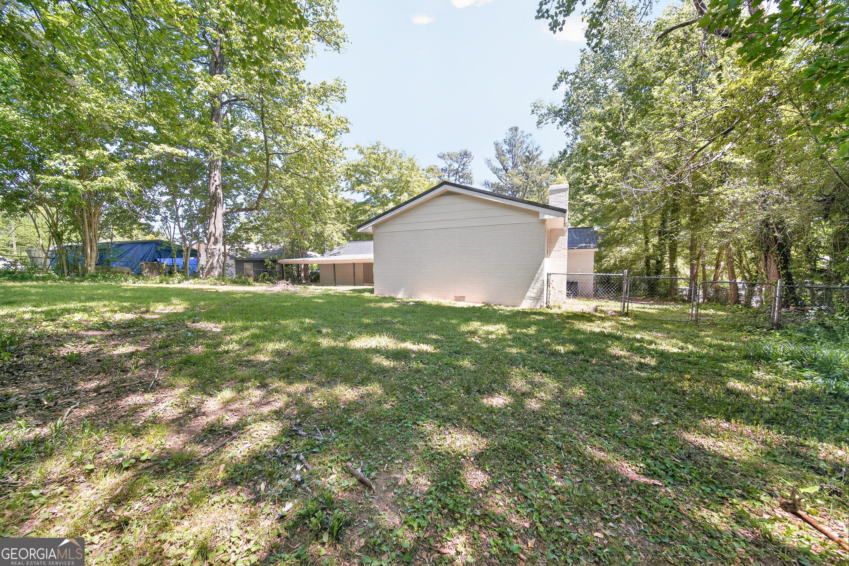 324 Park Hill Dr — photo 2