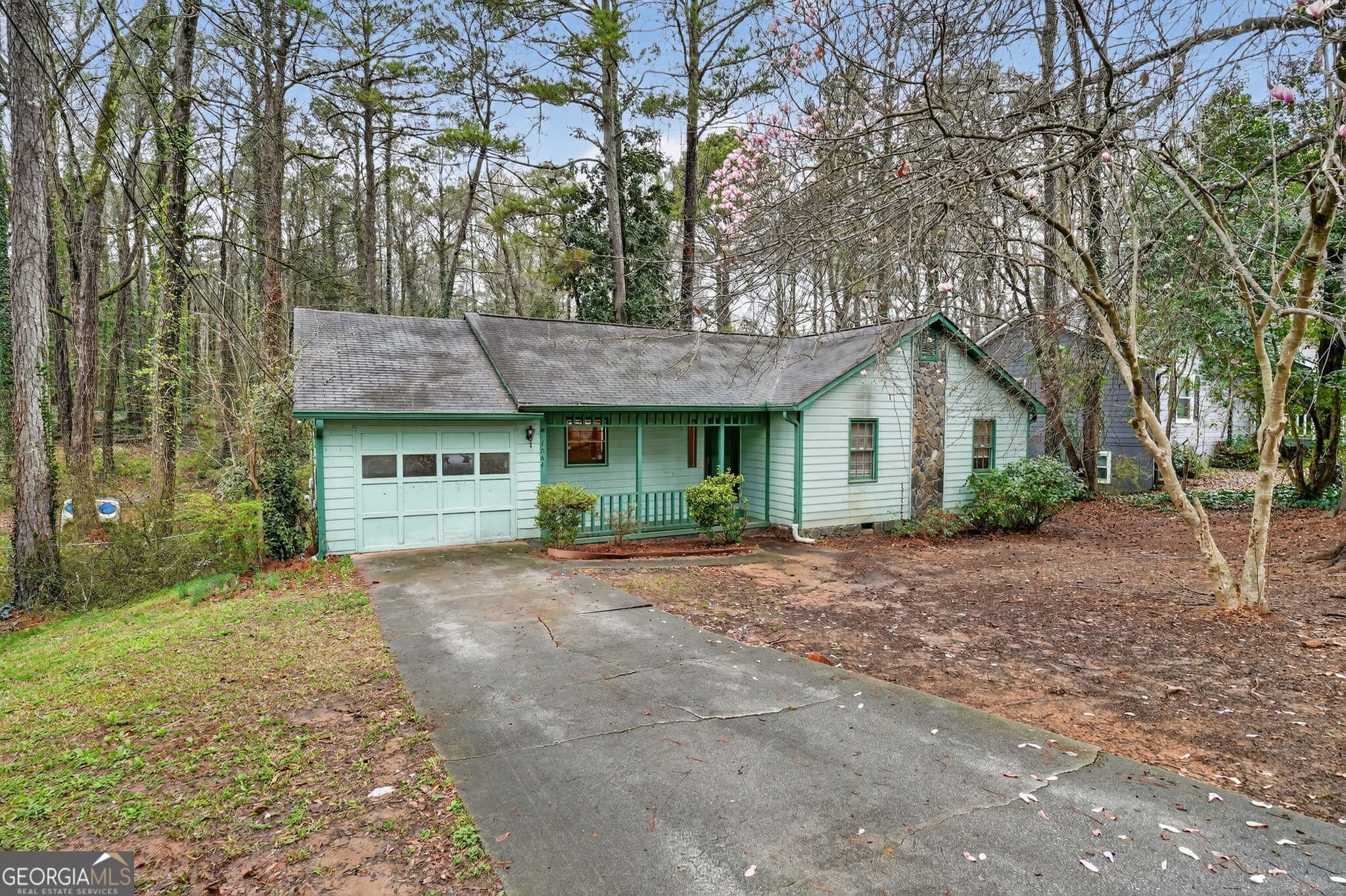 4064 Chedworth Way — photo 1