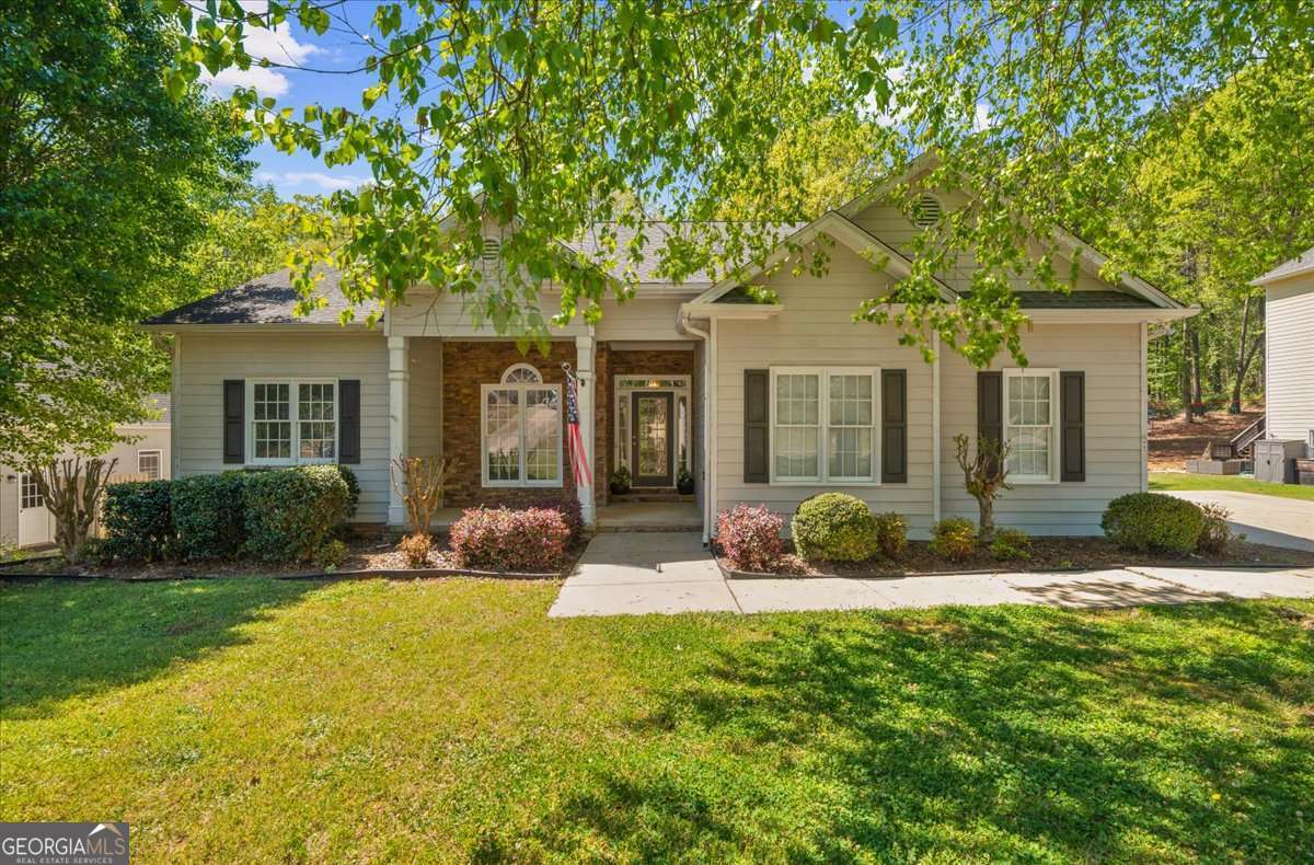 720 Walnut Ln — photo 2