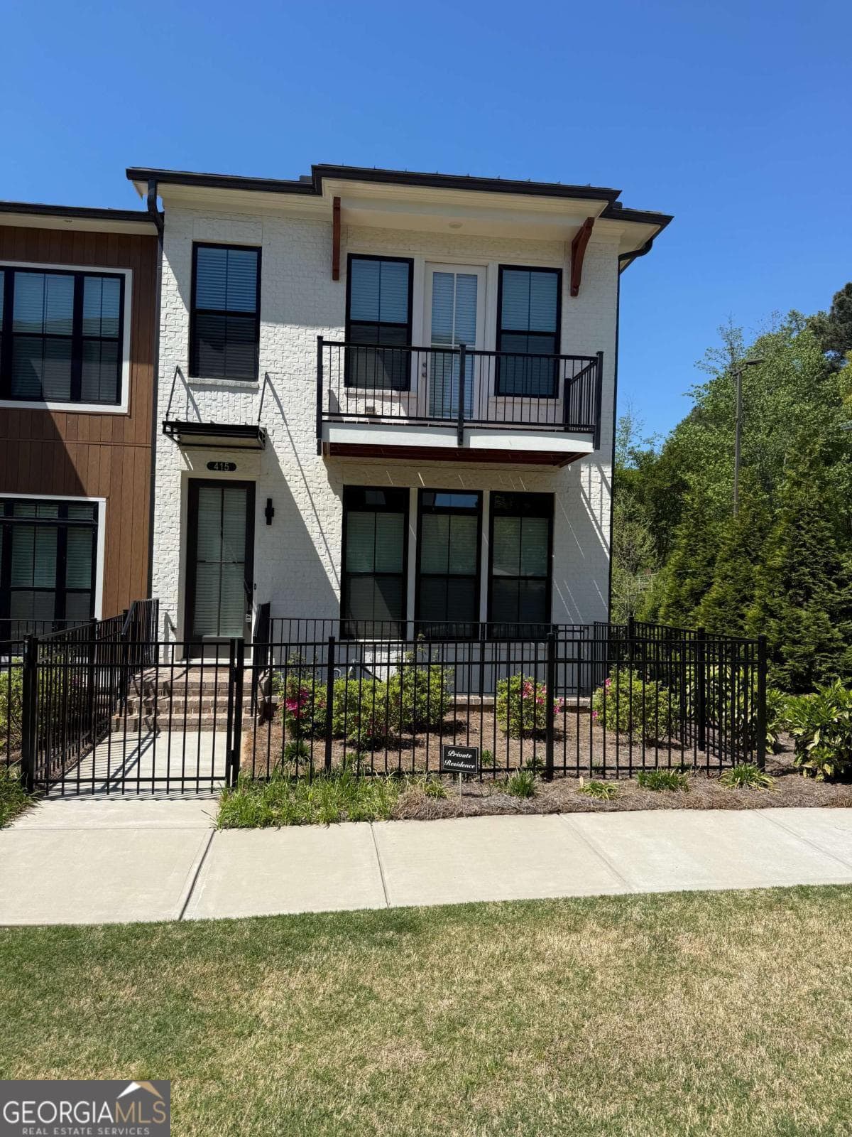 415 Olmstead Way — photo 1