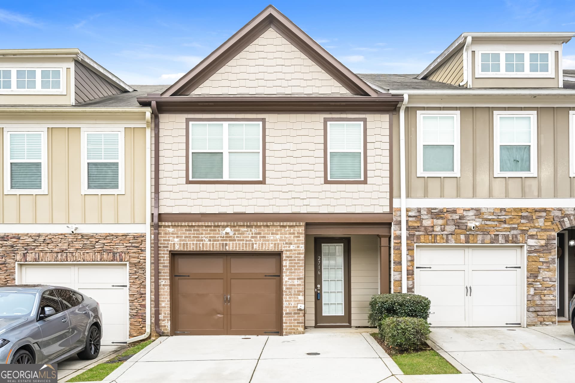 2716 Avanti Way — photo 1