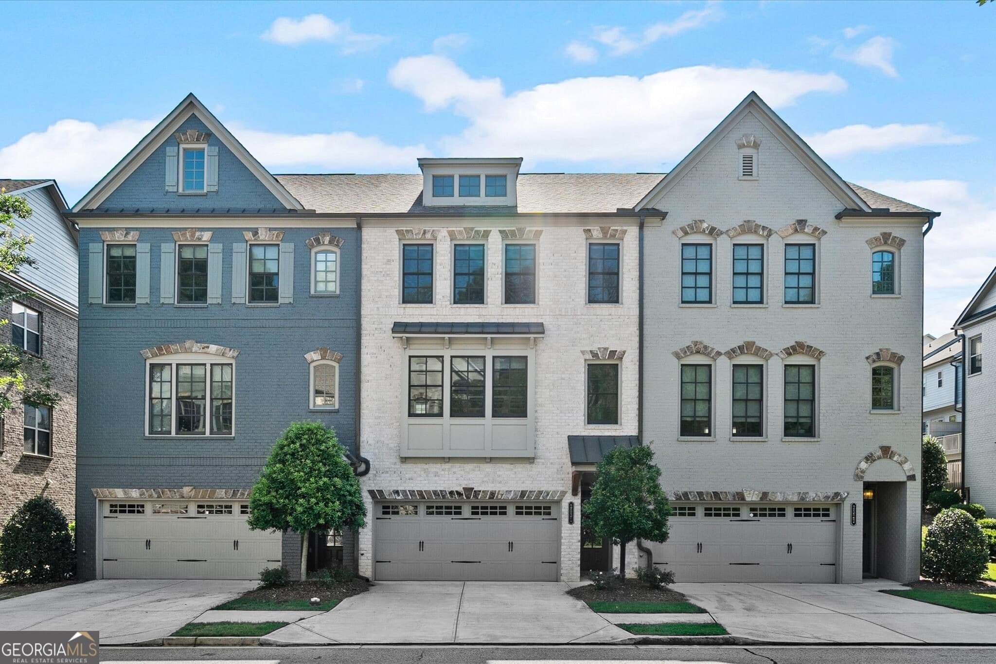 2531 Skyland Ne Dr — photo 1