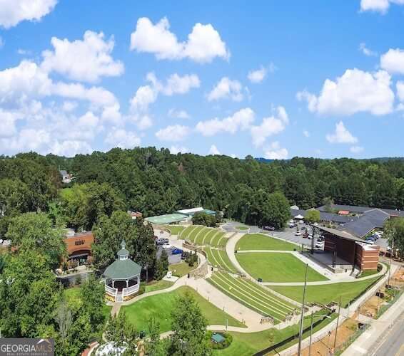 352 Cherryhill Ln — photo 39