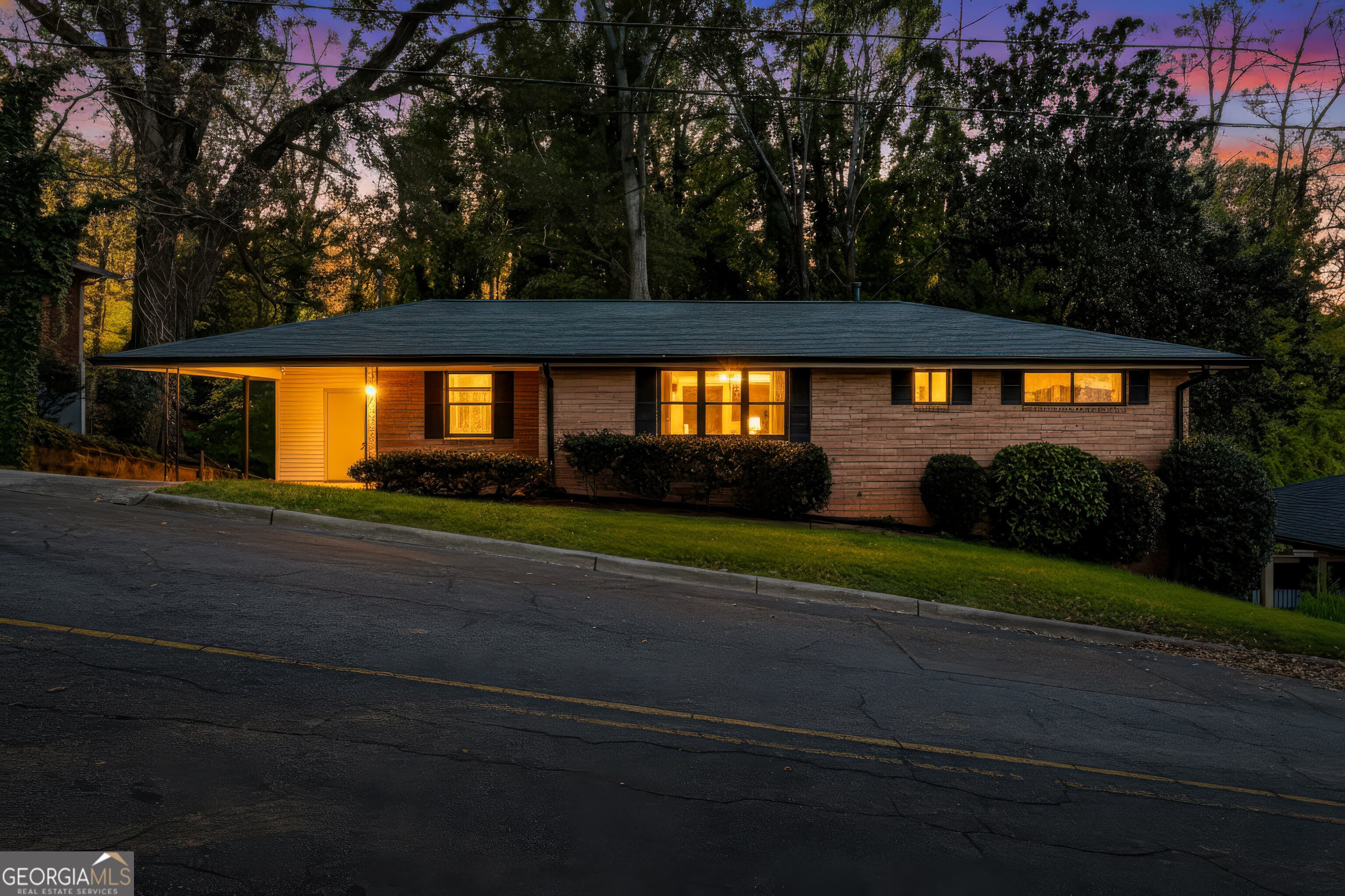 549 Park St Pl — photo 2