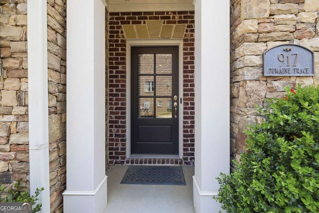 917 Dumaine Trace — photo 2