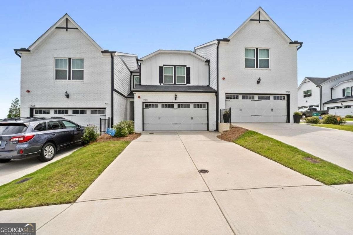 1729 Hyssop Blvd — photo 2