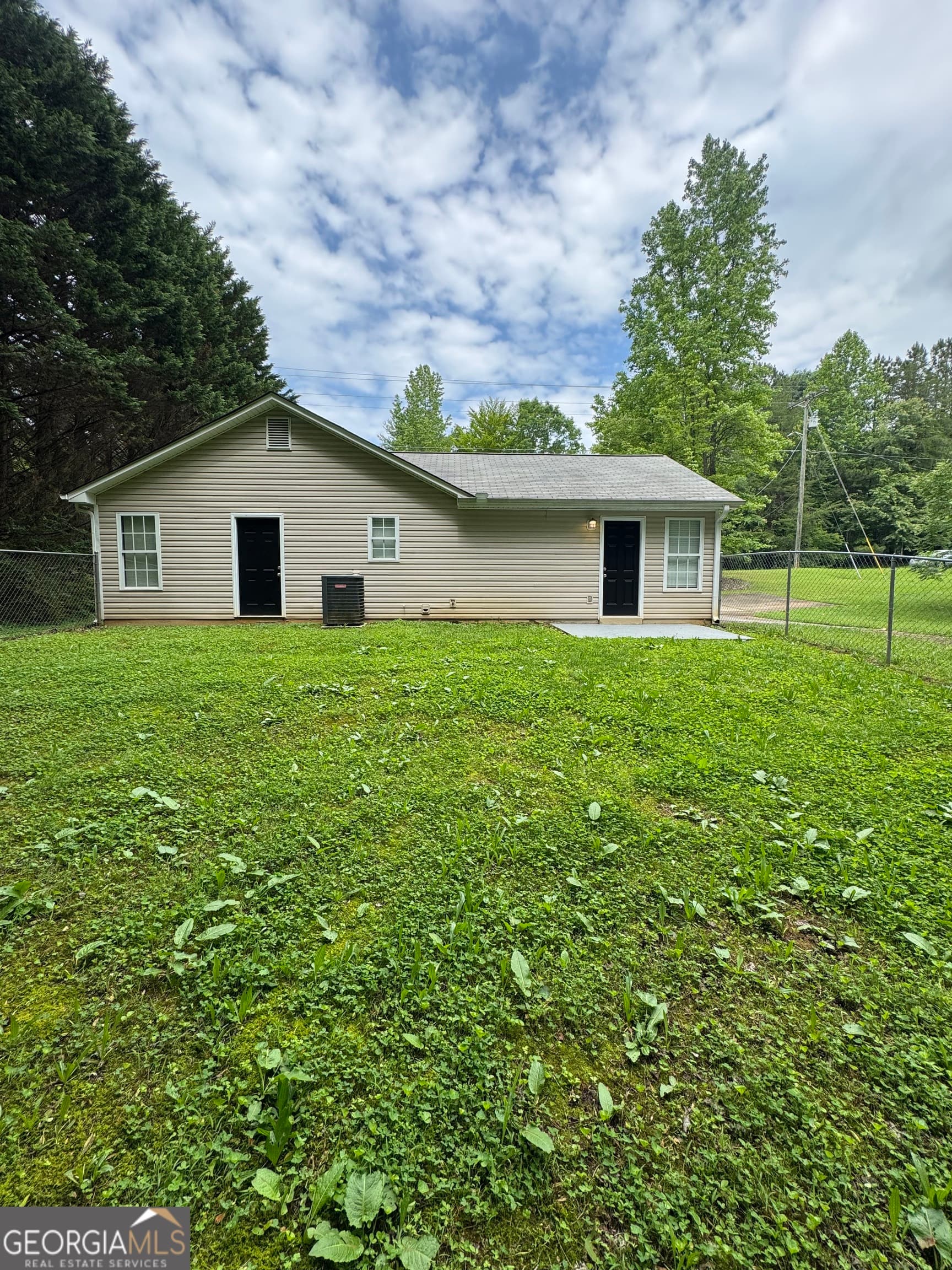 572 Southern Trace Dr — photo 15