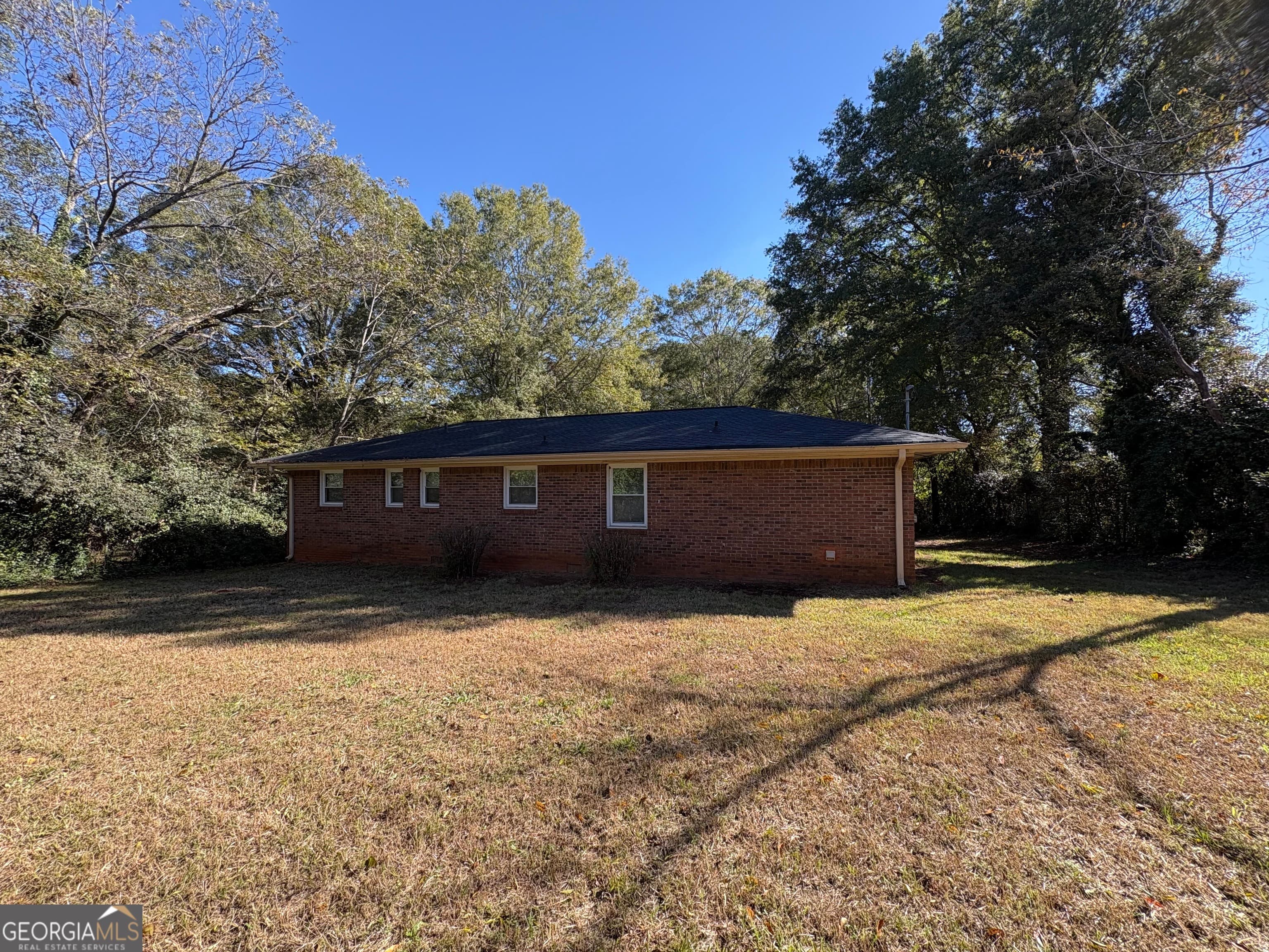 511 E Marable St — photo 15