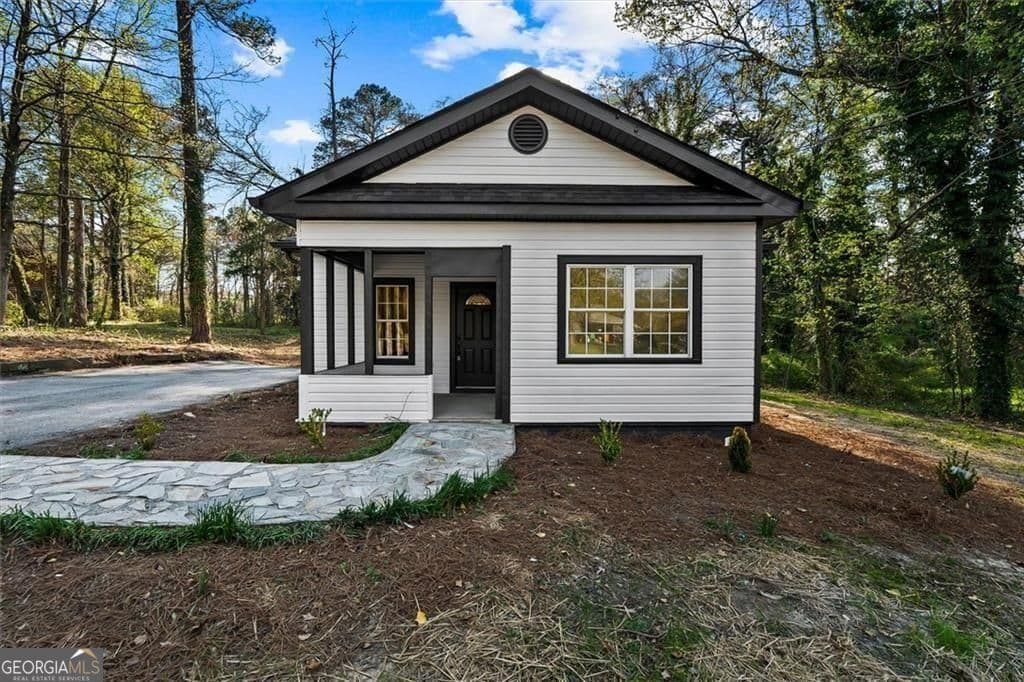 5580 Burrus Rd — photo 1