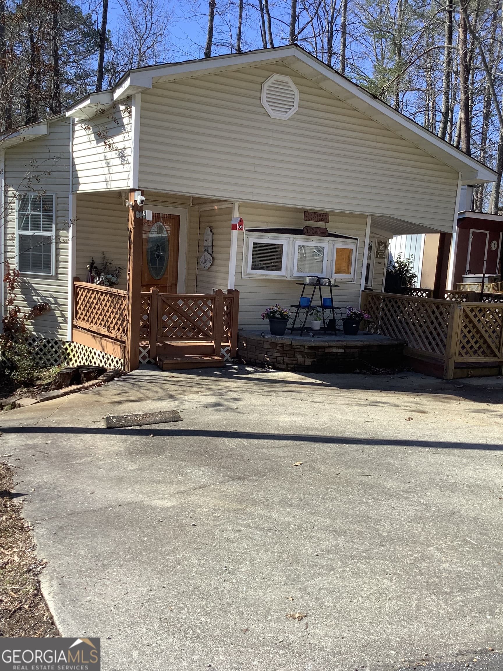 32 Yogi Bear Blvd — photo 1