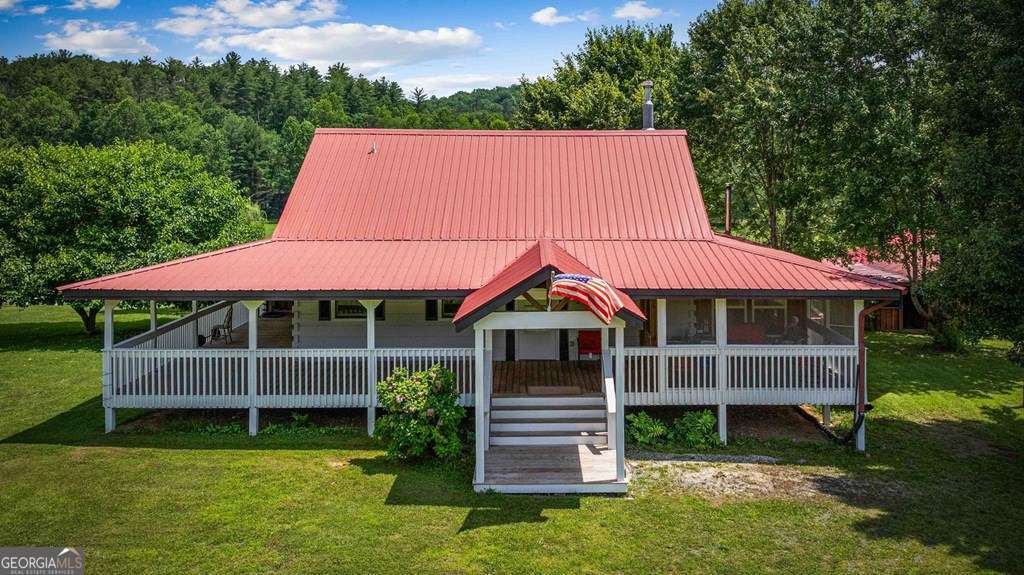 332 Night Ln — photo 2