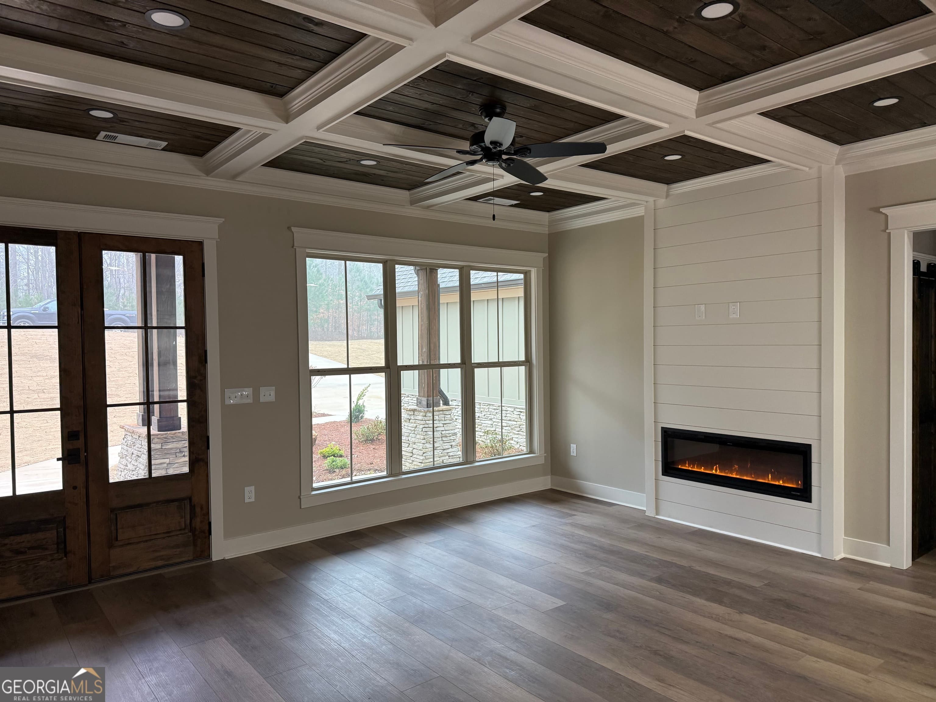 33 Wolf Creek Cove — photo 2