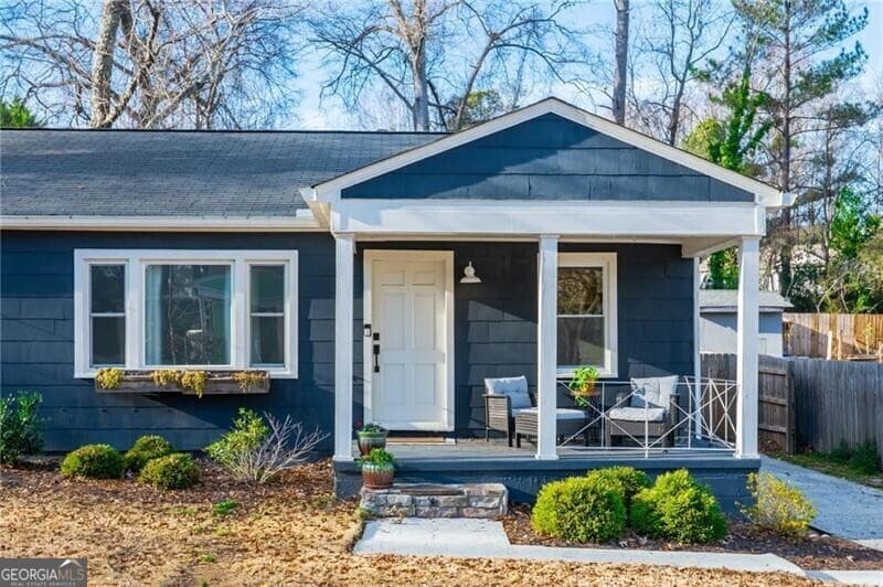 793 Toliver Ne St — photo 2