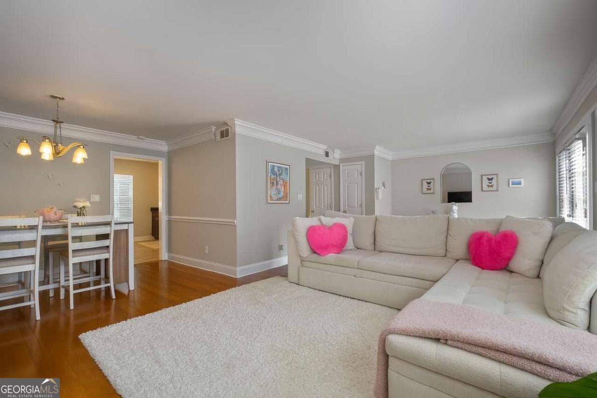 6980 Roswell Rd A8 — photo 2