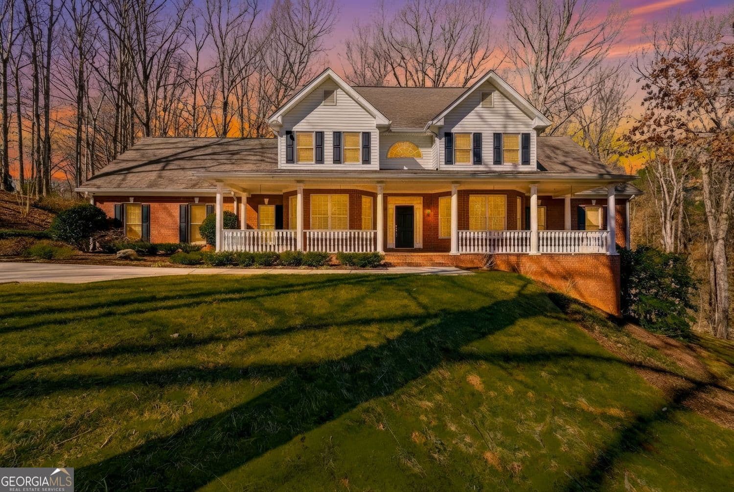 5576 Riverwalk Ct — photo 1